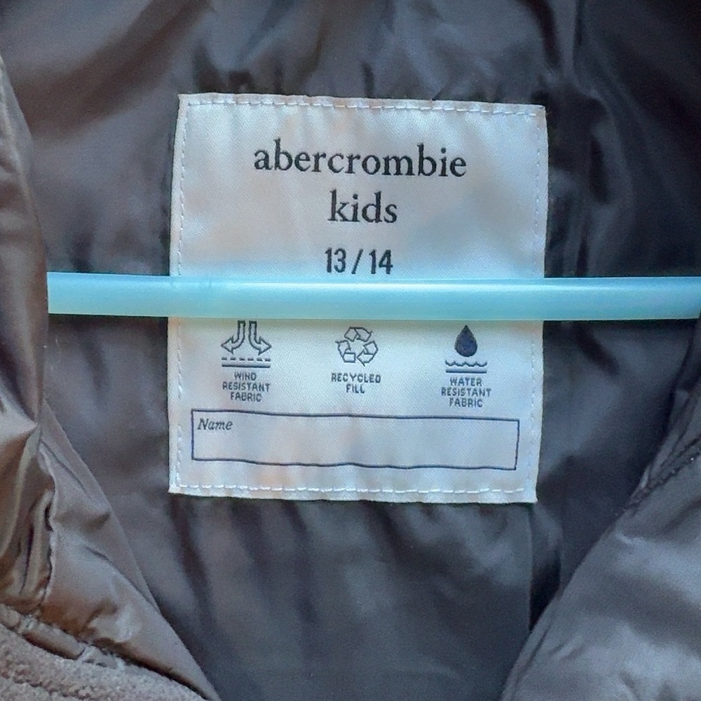 Abercrombie Kids Black Lightweight Puffer size 13/14 Boys - Picture 3 of 4